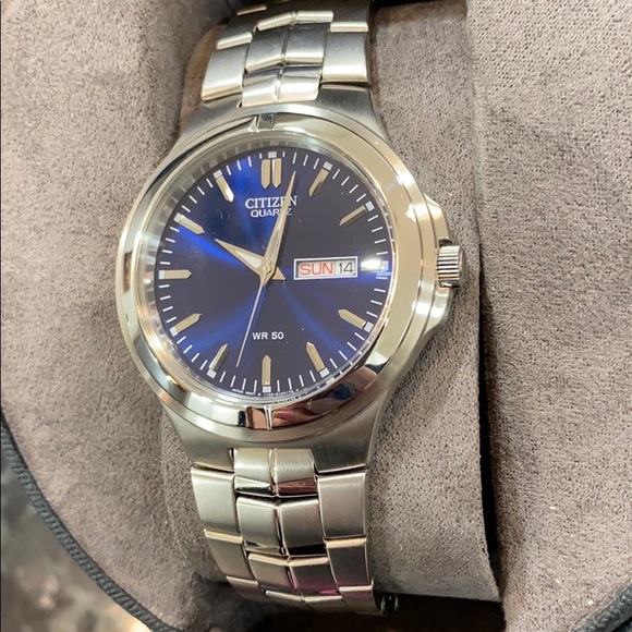 CITIZEN MEN’S BLUE DIAL WATCH - Picture 5 of 8